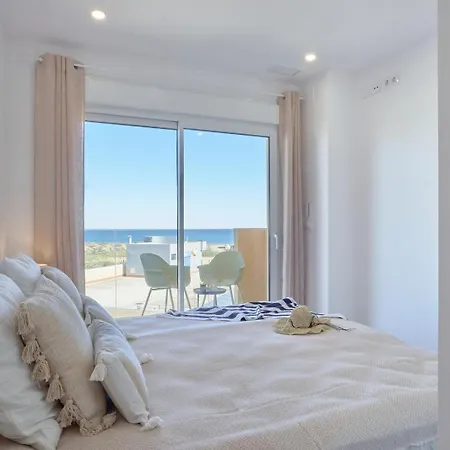 Mar Y Mar Apartment *